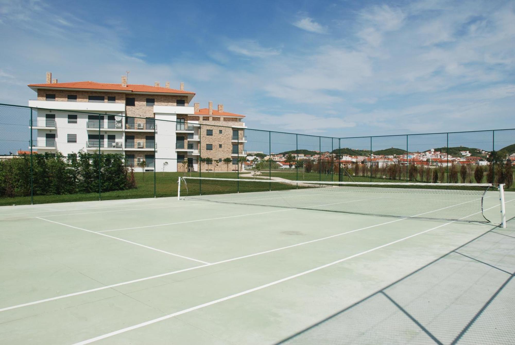 Pebble - 1 Bedroom Apartment Sleeps 5 With Pool & Tennis Court 상 마르티뇨 두 포르투 외부 사진