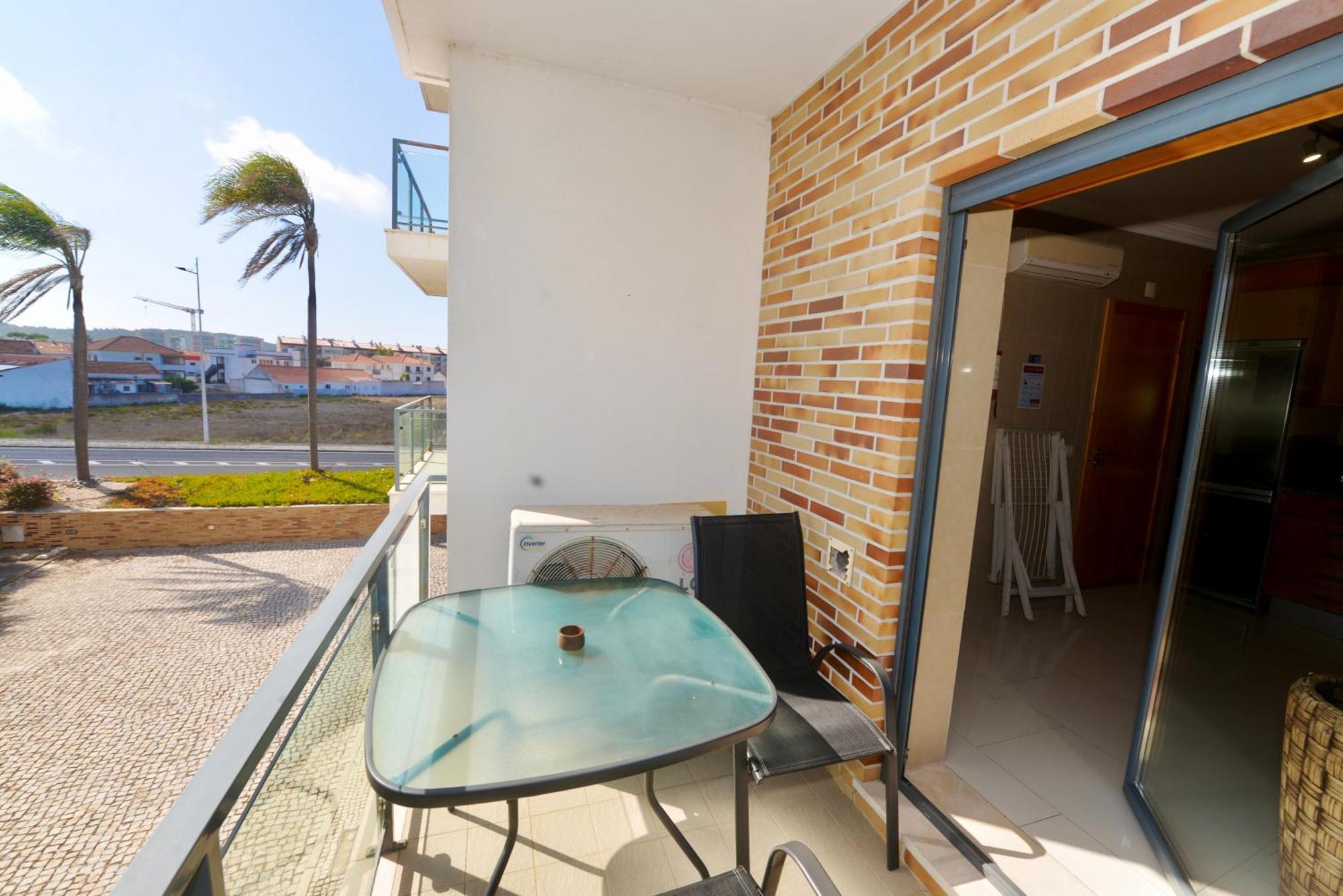 Pebble - 1 Bedroom Apartment Sleeps 5 With Pool & Tennis Court 상 마르티뇨 두 포르투 외부 사진