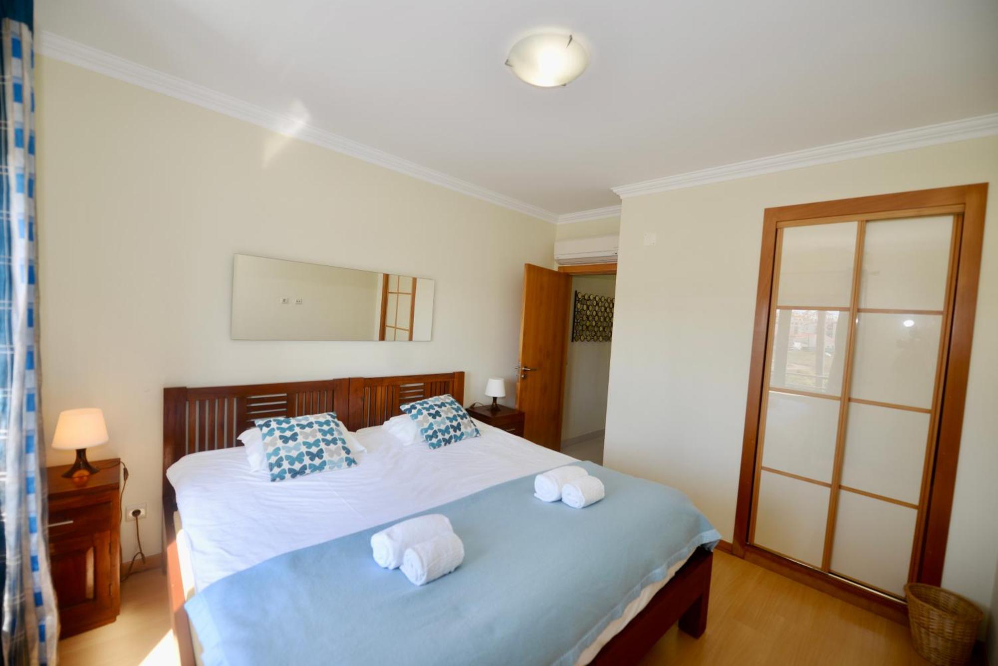 Pebble - 1 Bedroom Apartment Sleeps 5 With Pool & Tennis Court 상 마르티뇨 두 포르투 외부 사진